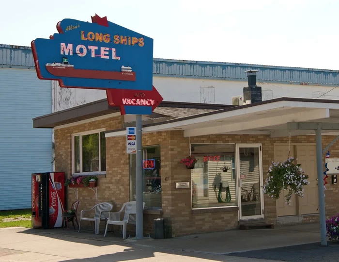 Long Ships Motel - Web Listing (newer photo)